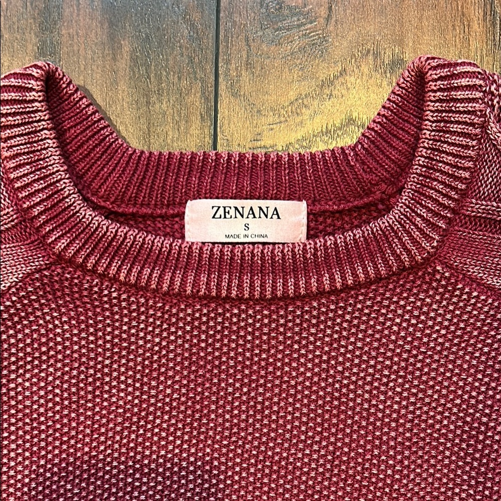 Women's Cable Knit Sweater small - Picture 3 of 4